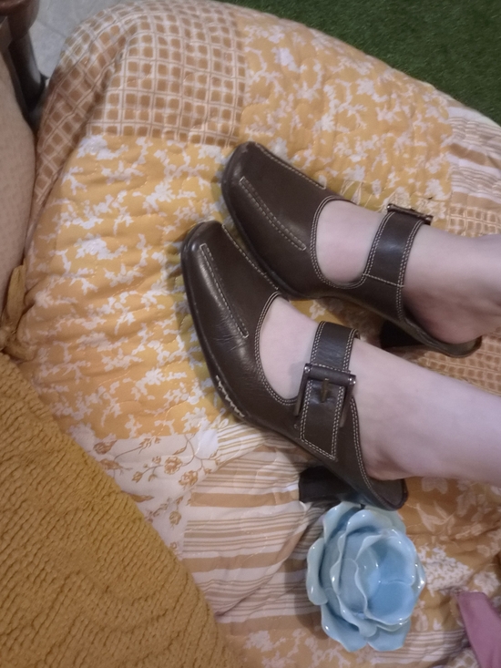 Merona Shoes - Genuine Leather Slingback Vintage Heels